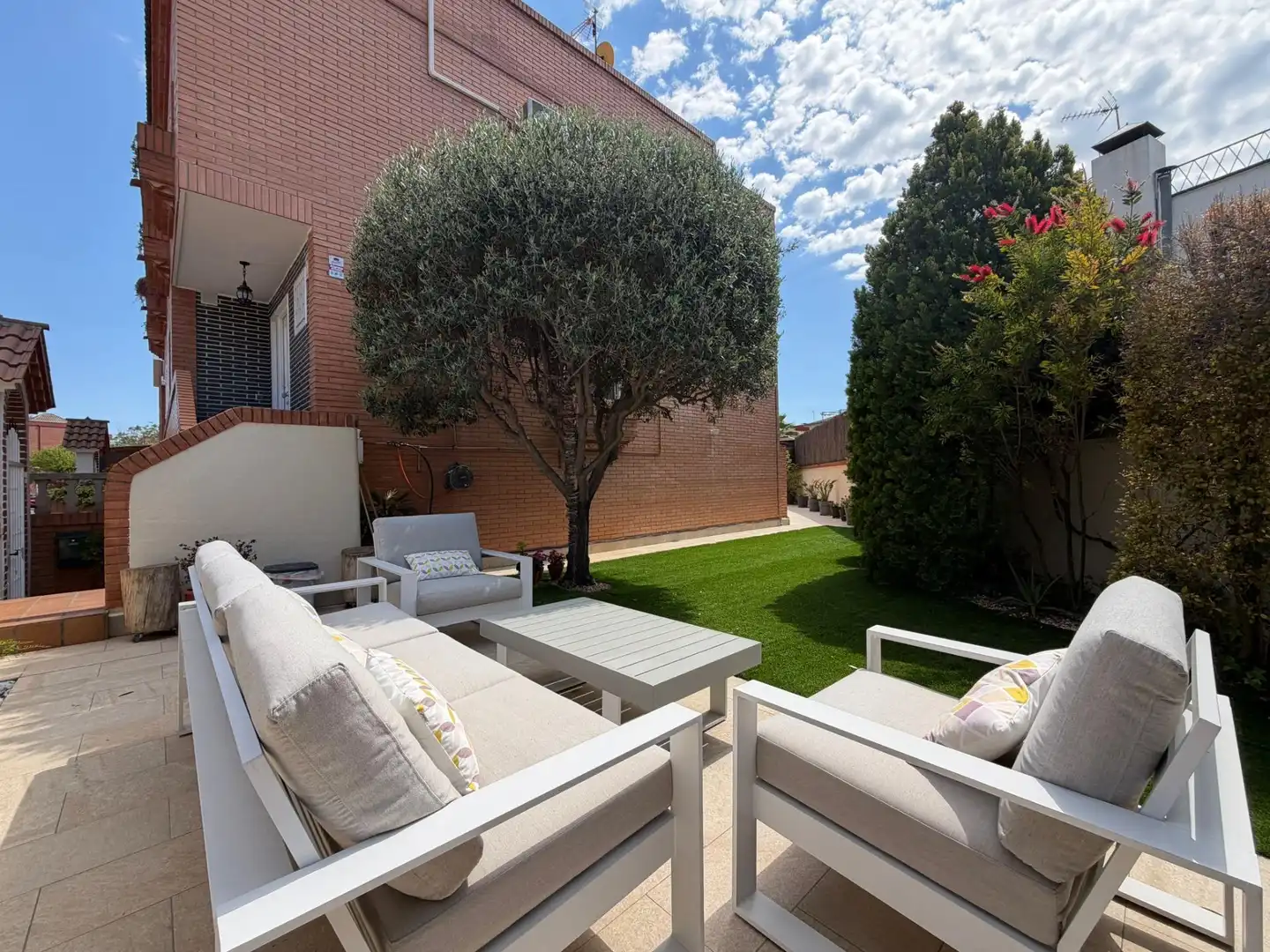 Terraza de Casa adosada en venta en Viladecans con Jardín privado, Terraza y Trastero