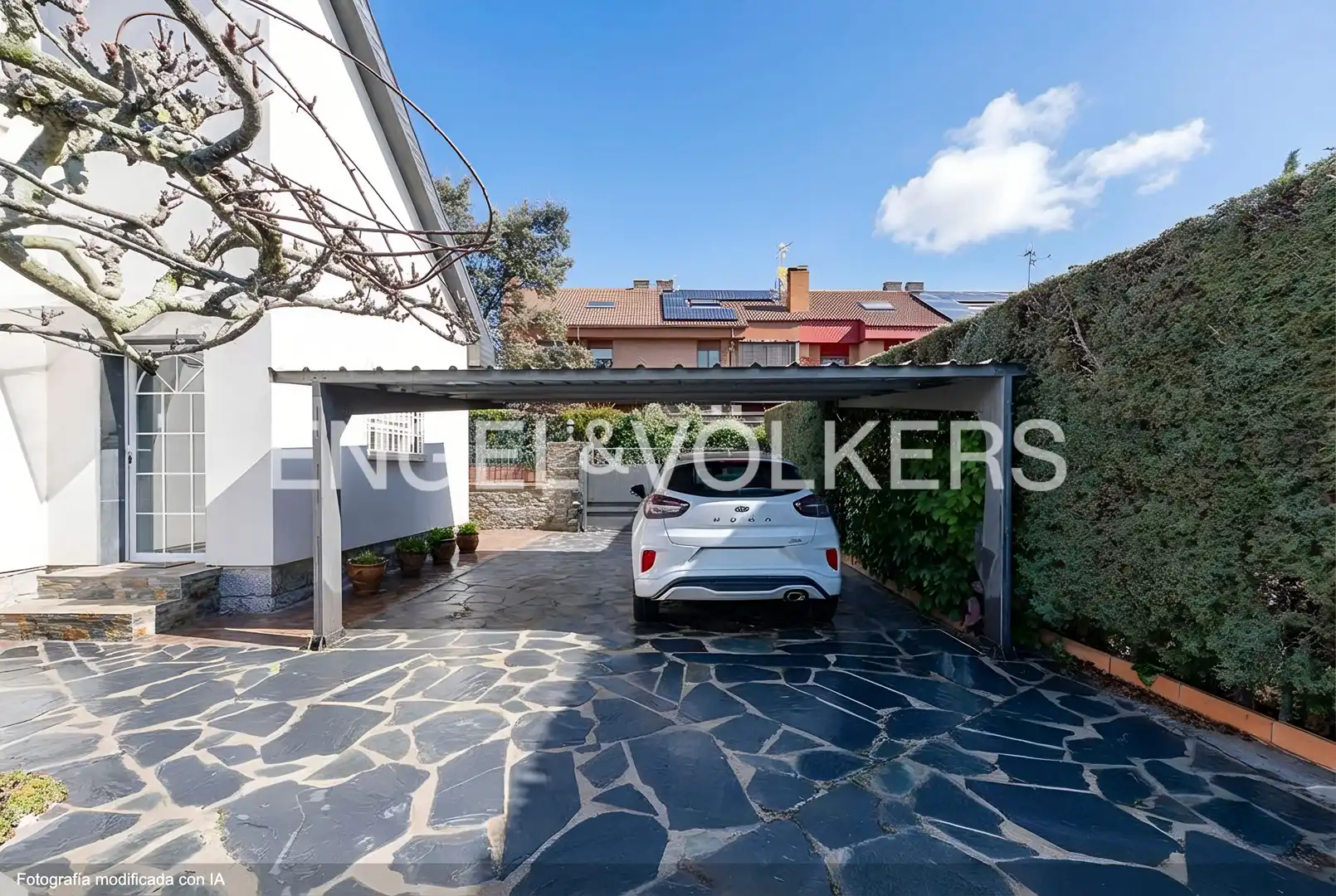 Vista exterior de Casa o xalet en venda en Galapagar amb Calefacció, Jardí privat i Terrassa