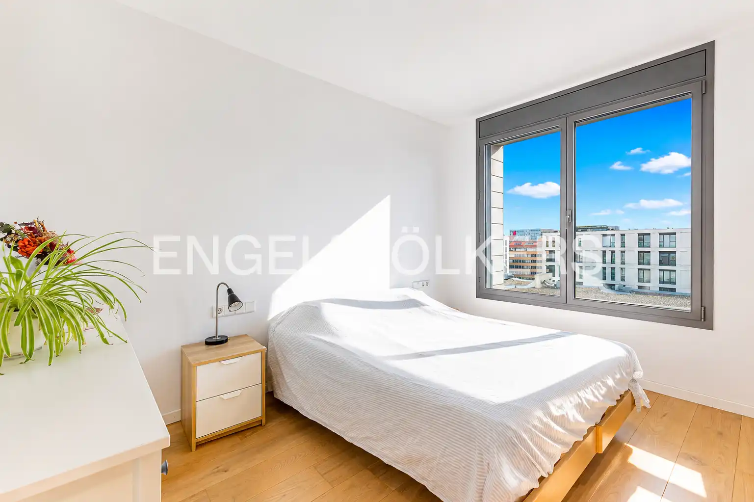 Bedroom of Flat for sale in Barcelona  with Air Conditioner, Heating and Terrace