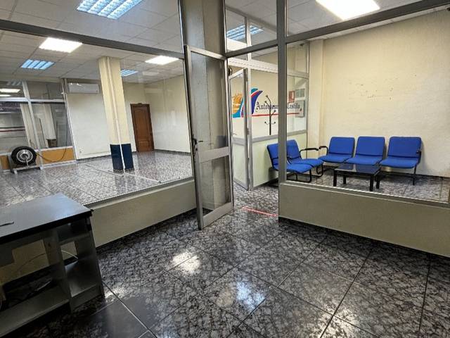 Local comercial en Alquiler en Avenida Santander, 7 en Ave María