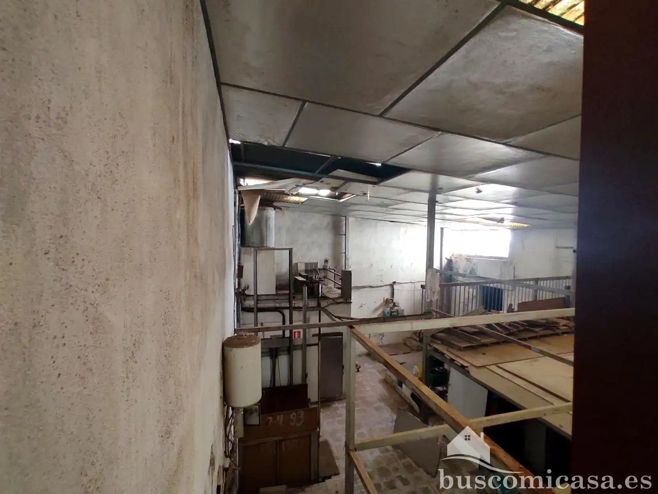 Local comercial en venda a Marqueses De Linares
