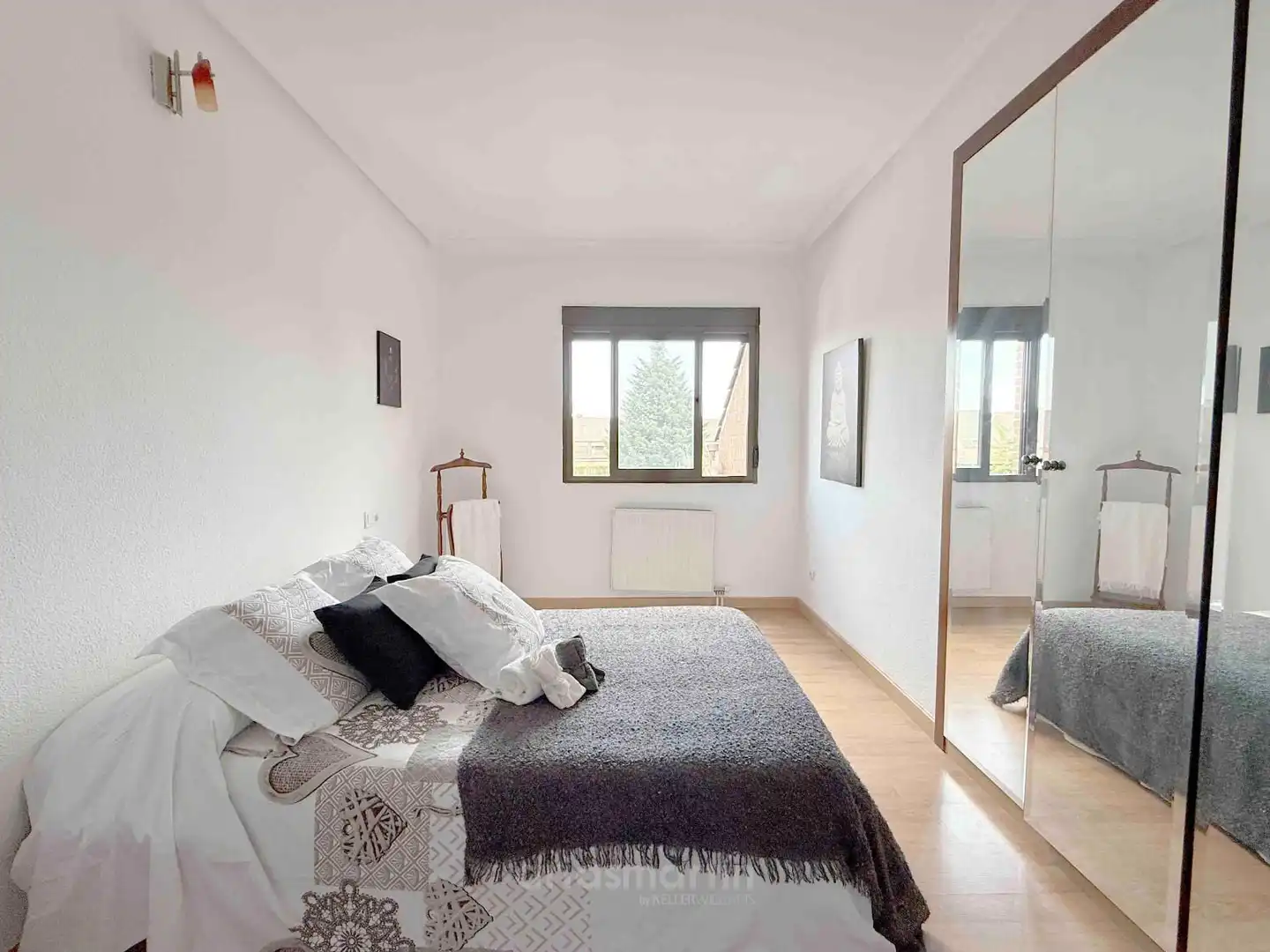 Bedroom of Duplexes for sale in Villamayor  with Heating, Terrace and Furnished