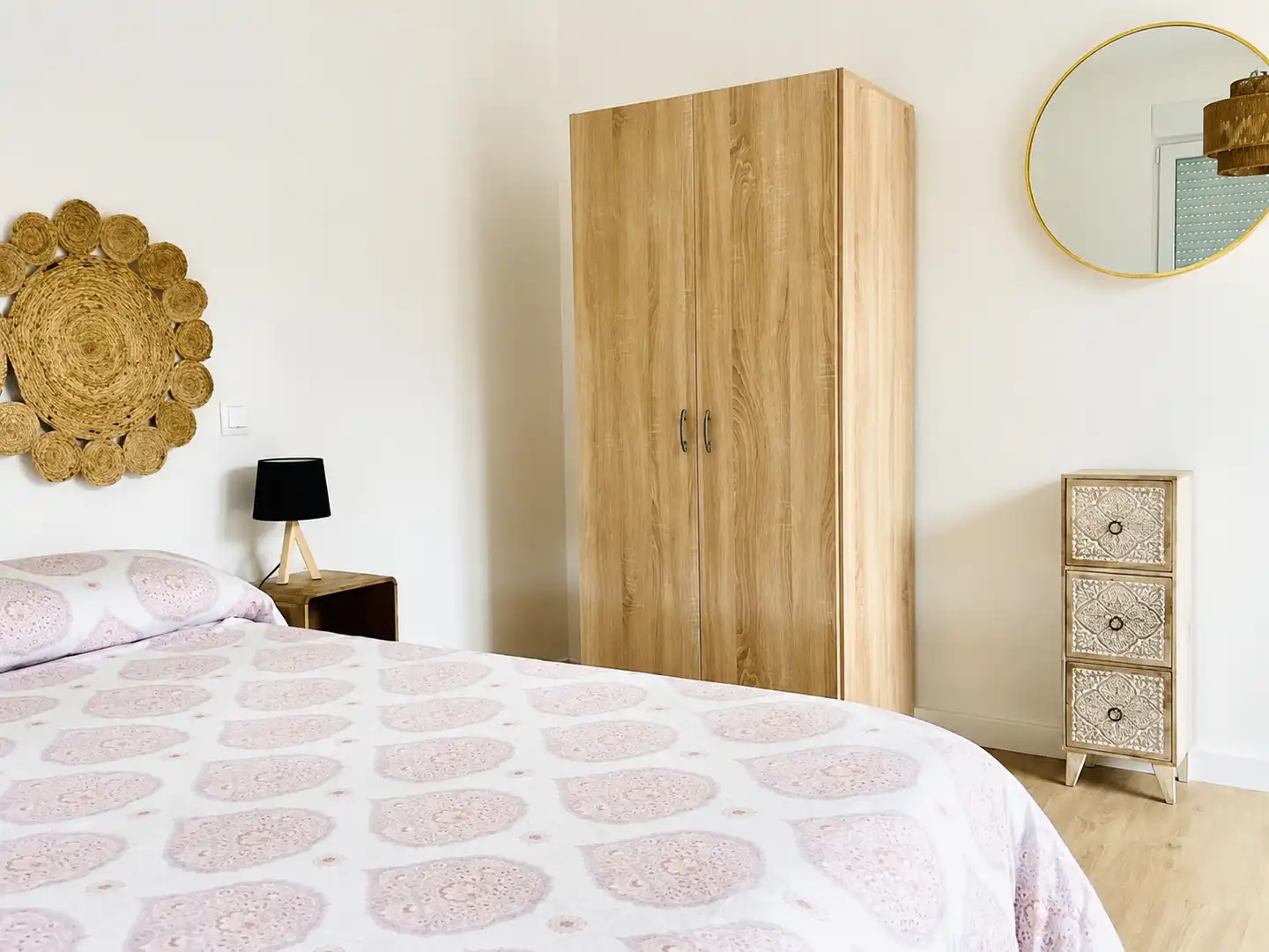 Schlafzimmer von Wohnung zur Miete in Entrambasaguas mit Heizung, Terrasse und Möbliert