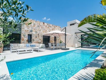 Casa con piscina in vendita a Algorfa