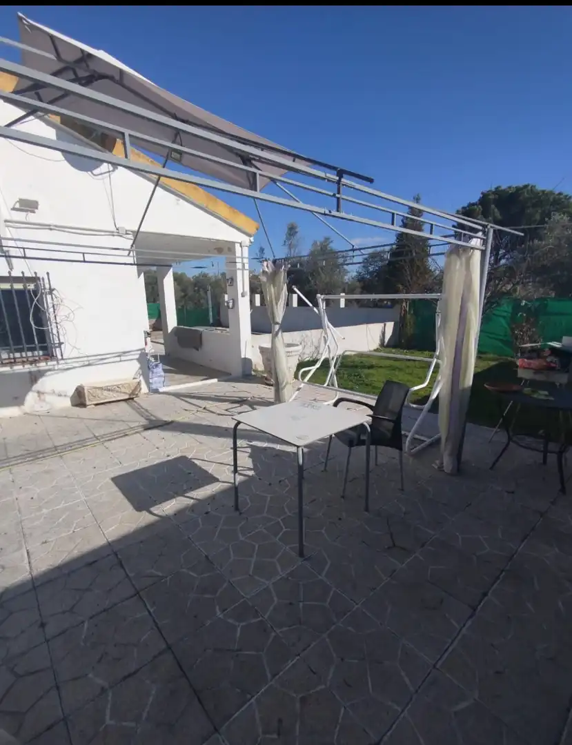 Chalet con piscina en venta en Calle Canario 16, imagen 2