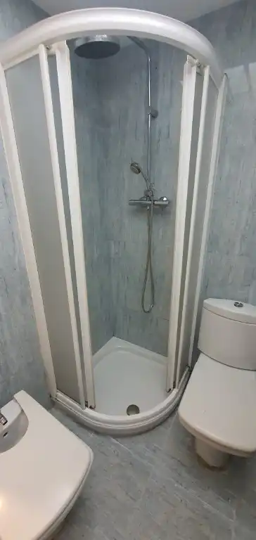 Flat with lift for sale in Plaça Badalona, imagen 6
