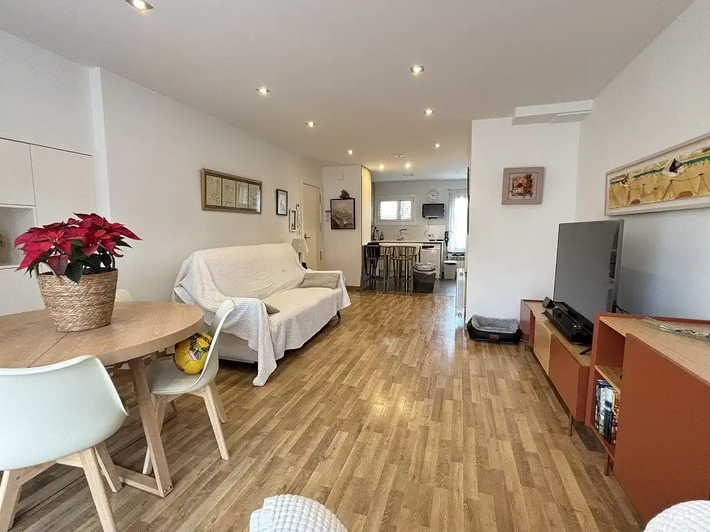 Casa adosada en venda a Olot