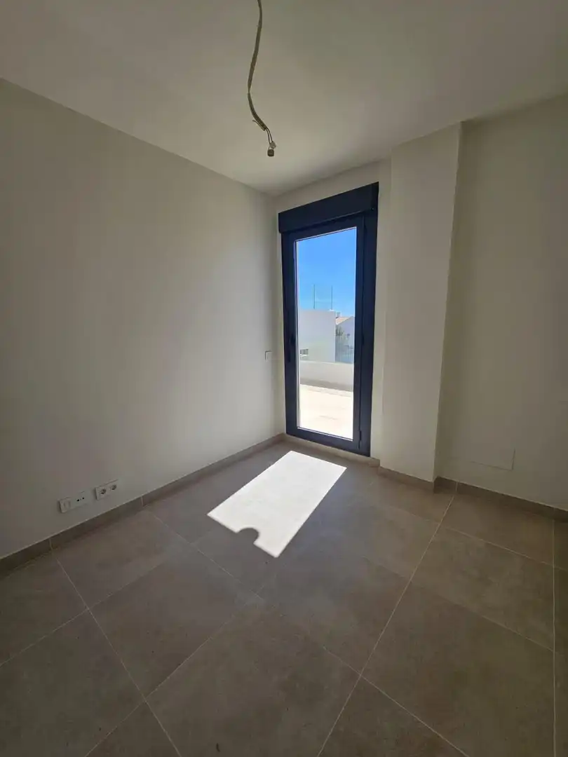 Terrassa de Casa adosada en venda en Benalmádena amb Aire condicionat, Jardí privat i Terrassa