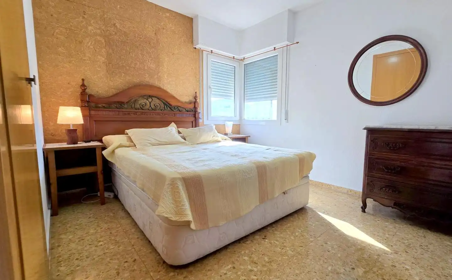 Habitación de Apartamento en venta en Gandia con Aire acondicionado, Terraza y Amueblado