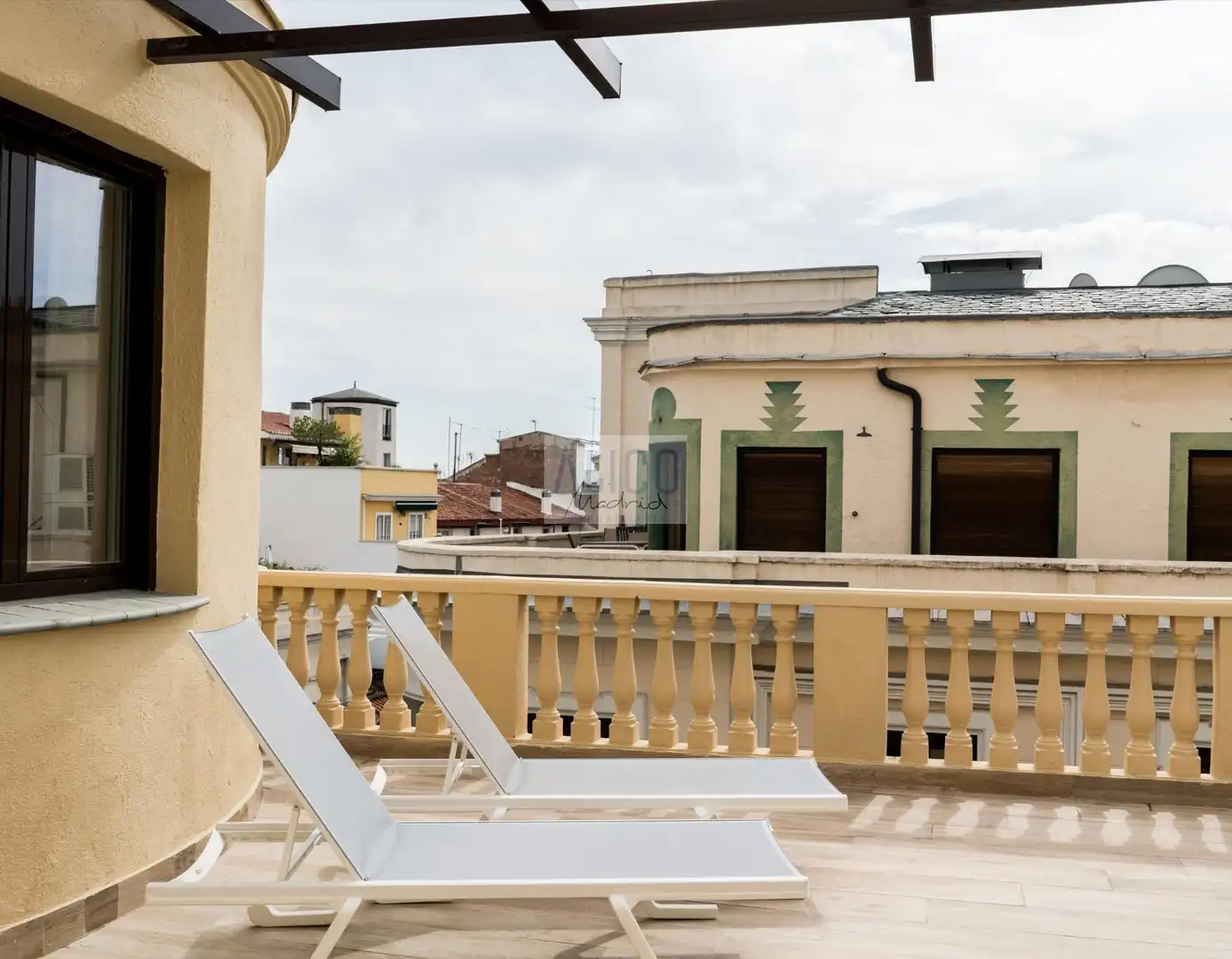 Terrasse von Dachboden zur Miete in Madrid mit Klimaanlage, Heizung und Parkett