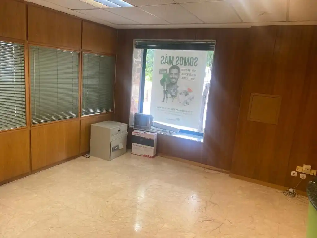 Local comercial en venda a Avenida del Azuer, imagen 7