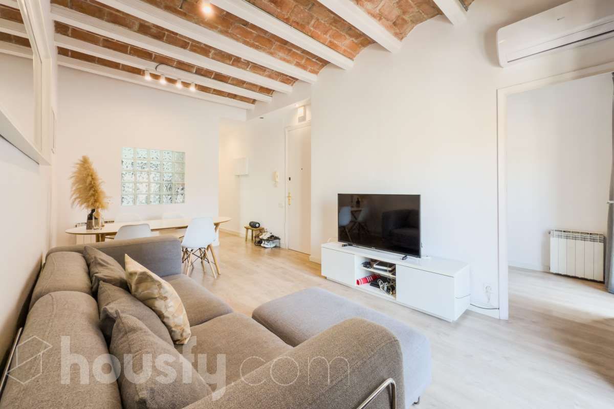 Sala d'estar de Pis en venda en  Barcelona Capital amb Aire condicionat, Calefacció i Parquet