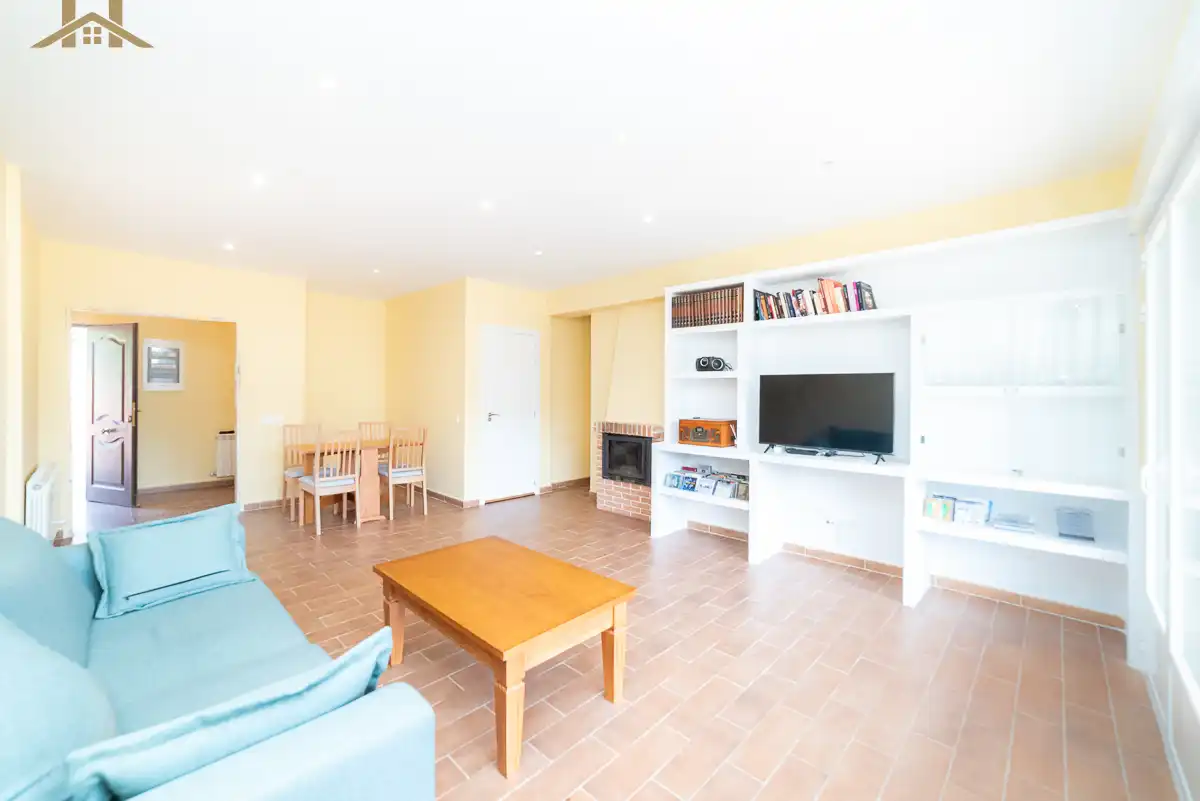 Sala de estar de Casa o chalet en venta en Robledo de Chavela con Calefacción, Terraza y Trastero