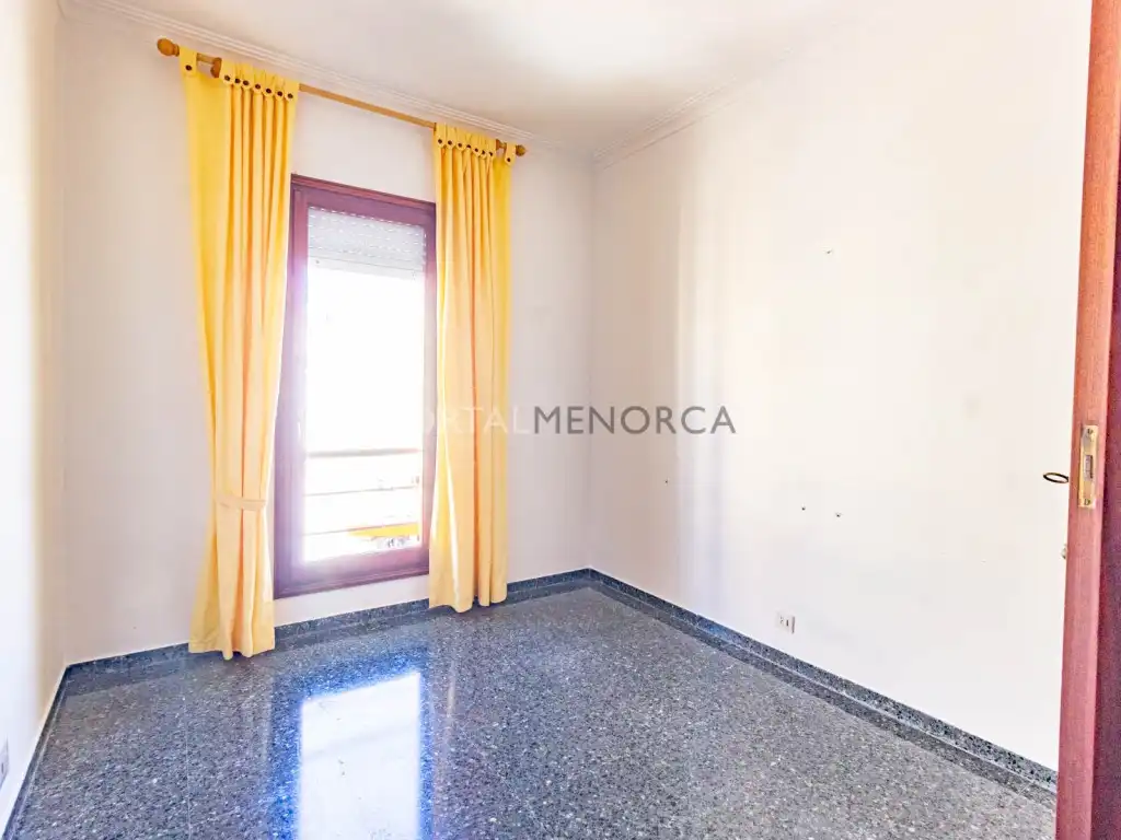 Habitación de Piso en venta en Maó - Mahón con Terraza y Balcón
