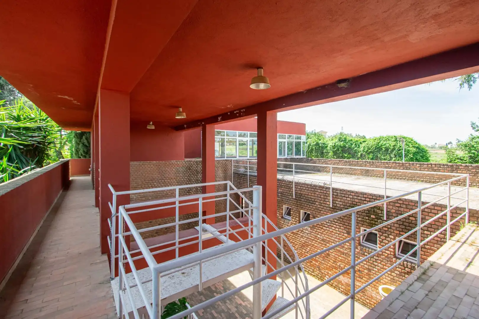 Vista exterior de Casa o chalet en venta en Valencina de la Concepción con Aire acondicionado, Jardín privado y Terraza