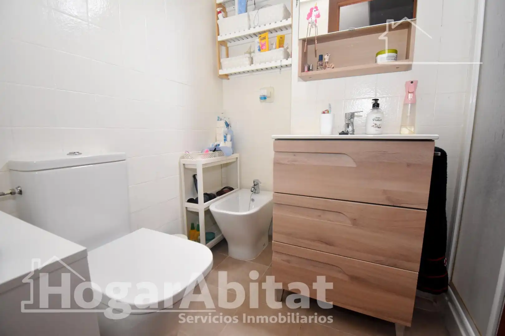 Bathroom of Flat for sale in Castellón de la Plana / Castelló de la Plana  with Air Conditioner, Heating and Furnished