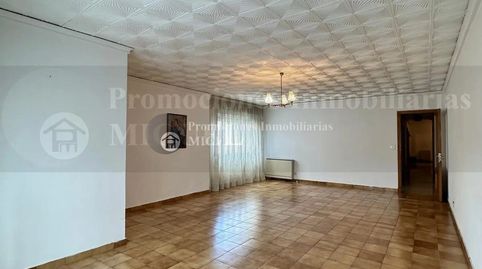 Foto 2 de Piso en venta en Verín, Ourense