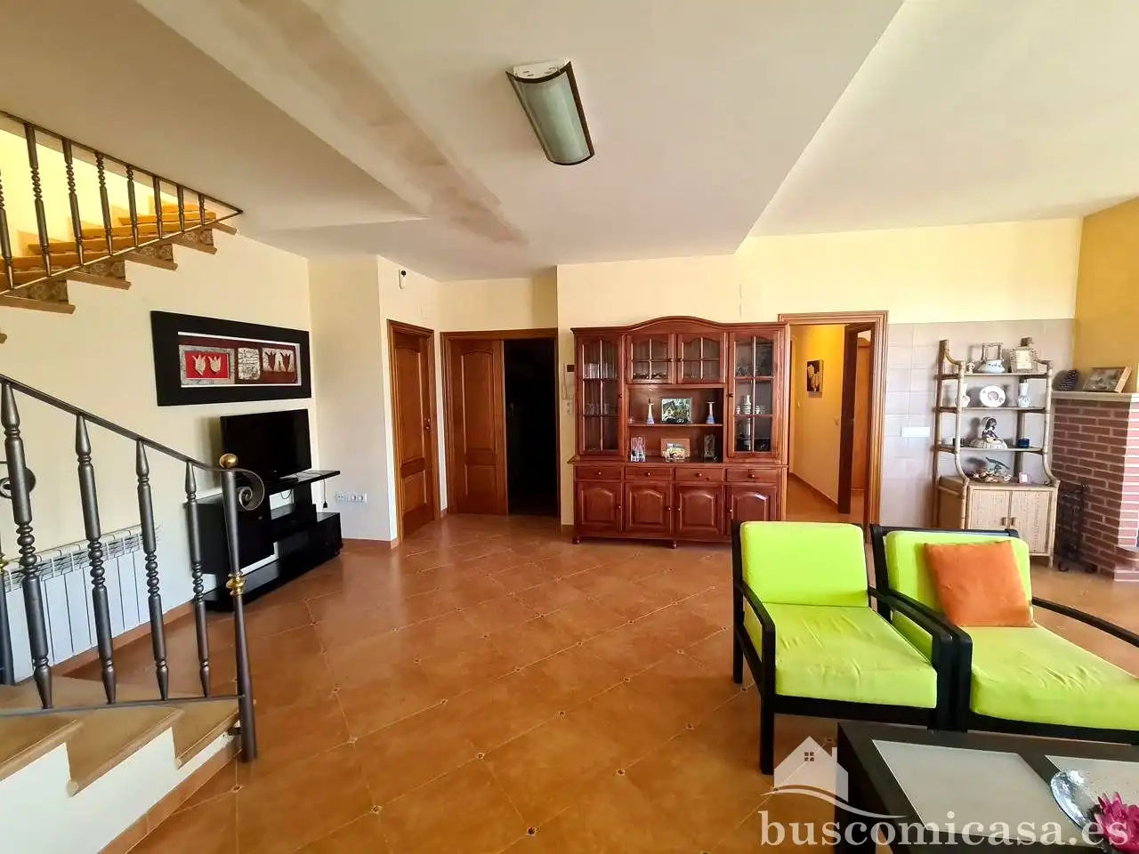Sala d'estar de Casa o xalet en venda en Huelma amb Aire condicionat, Calefacció i Jardí privat