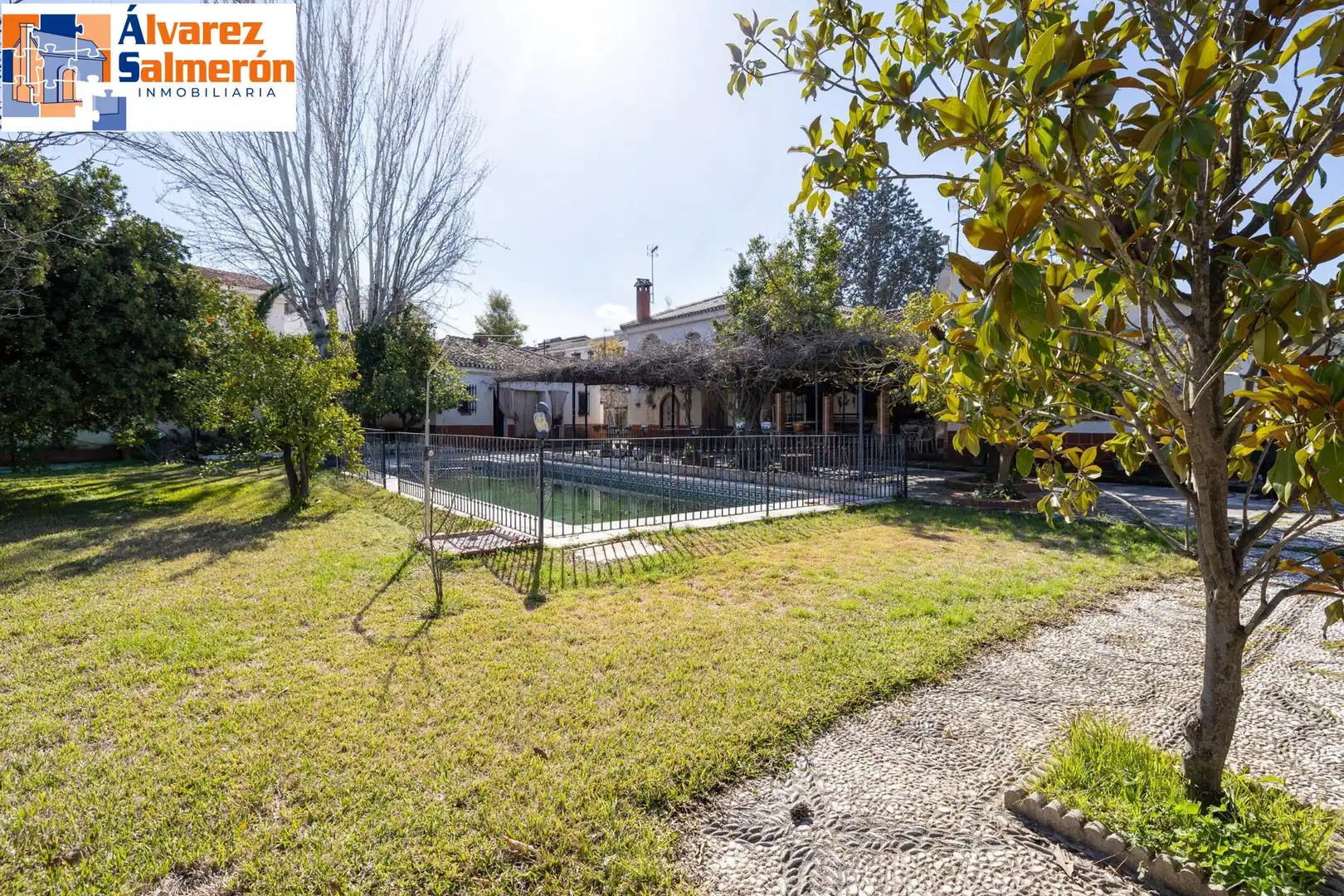 Villa mit Pool zum Verkauf in Calle CAÑO PALO