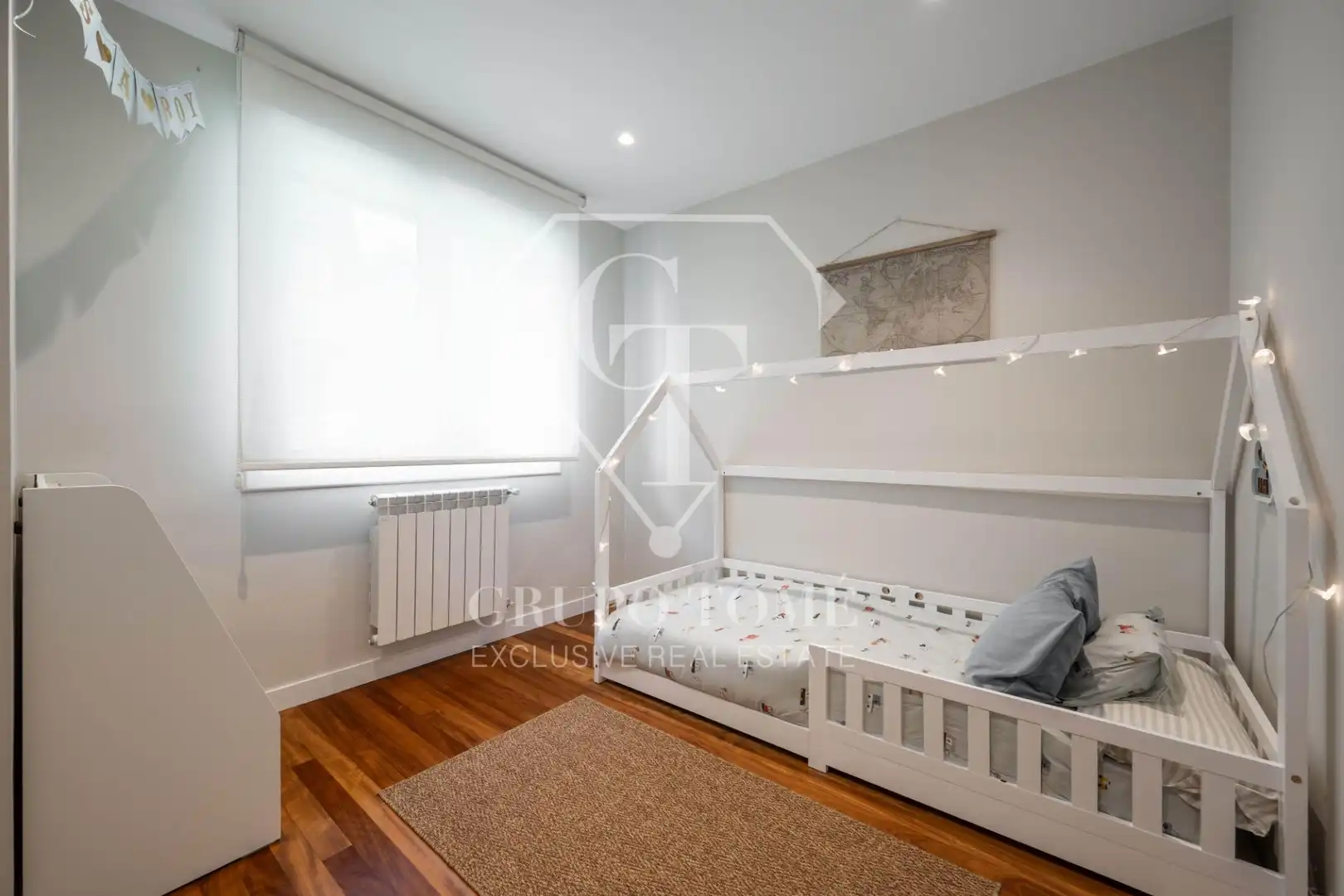 Habitación de Casa adosada en venta en Donostia - San Sebastián  con Calefacción, Jardín privado y Terraza