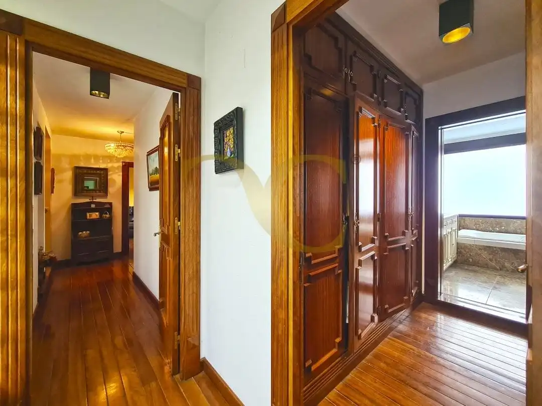 Casa o xalet en venda en Oviedo  amb Calefacció, Jardí privat i Terrassa