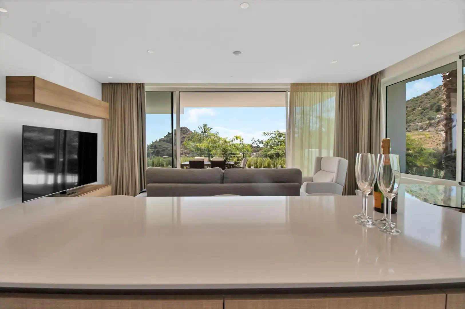 Apartamento de alquiler en CL LONDRES-PALO ALTO 12 Bl:4 Es:4, planta 0, Pt:0, Ojén pueblo