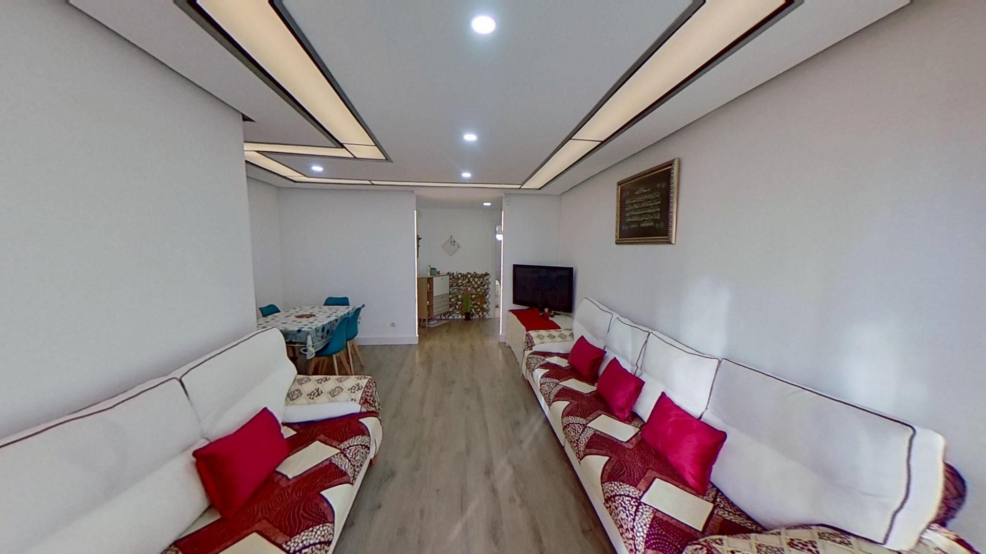 Sala de estar de Piso en venta en Alicante / Alacant con Jardín privado, Parquet y Alarma