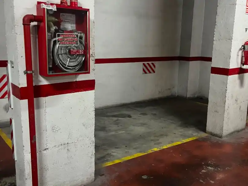 Parkplatz von Garage zur Miete in Valencia