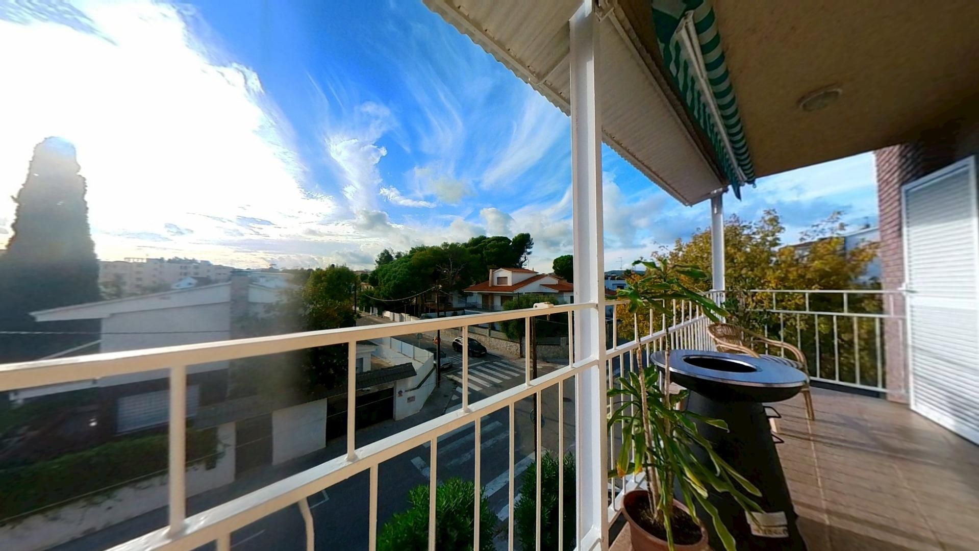 Exterior view of Flat for sale in El Vendrell  with Terrace