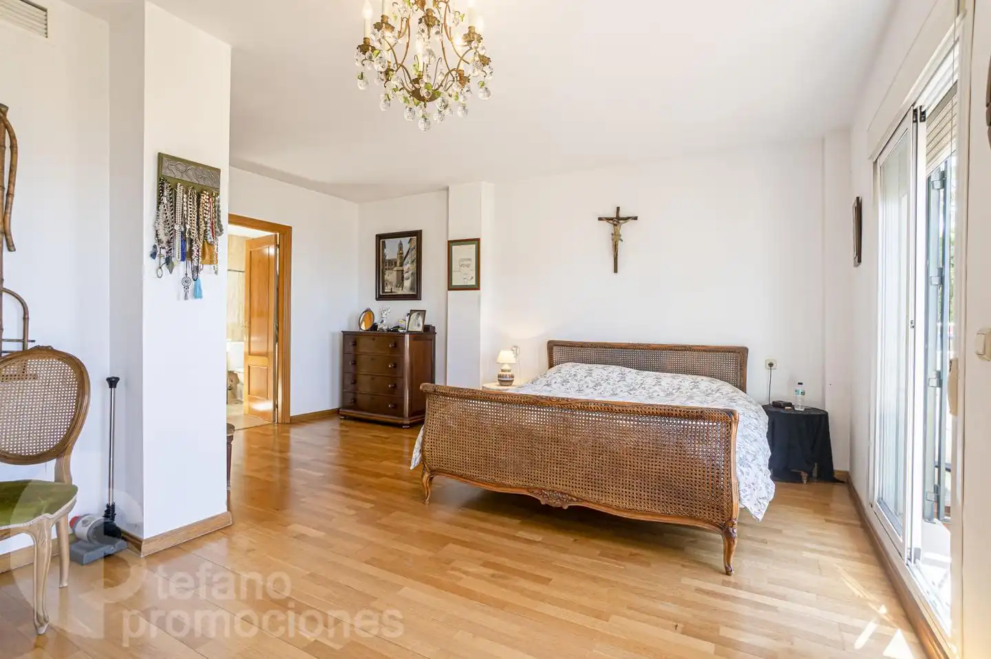 Dormitori de Casa adosada en venda en Málaga amb Aire condicionat, Jardí privat i Terrassa