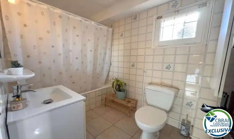 Bany de Estudi en venda en Roses amb Terrassa i Piscina comunitària