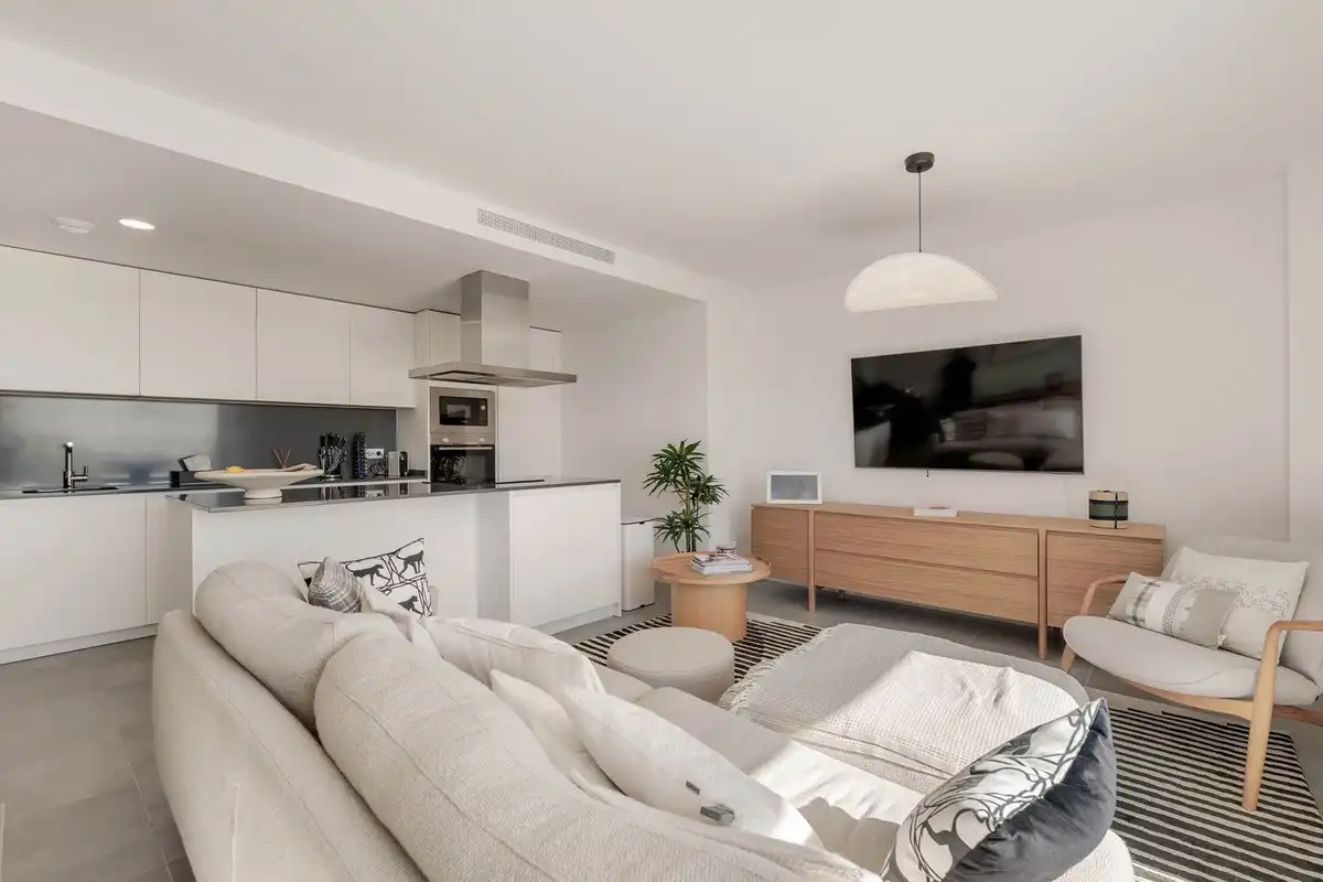 Penthouse with pool for sale in Selwo, imagen 5