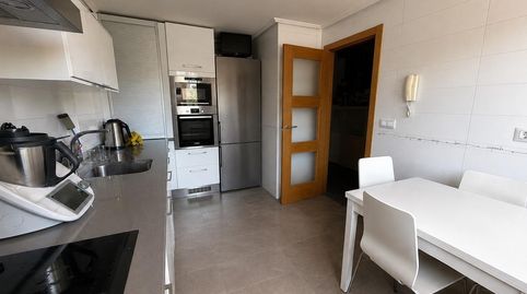Foto 3 de Casa adosada en venta en Villabalter, San Andrés del Rabanedo