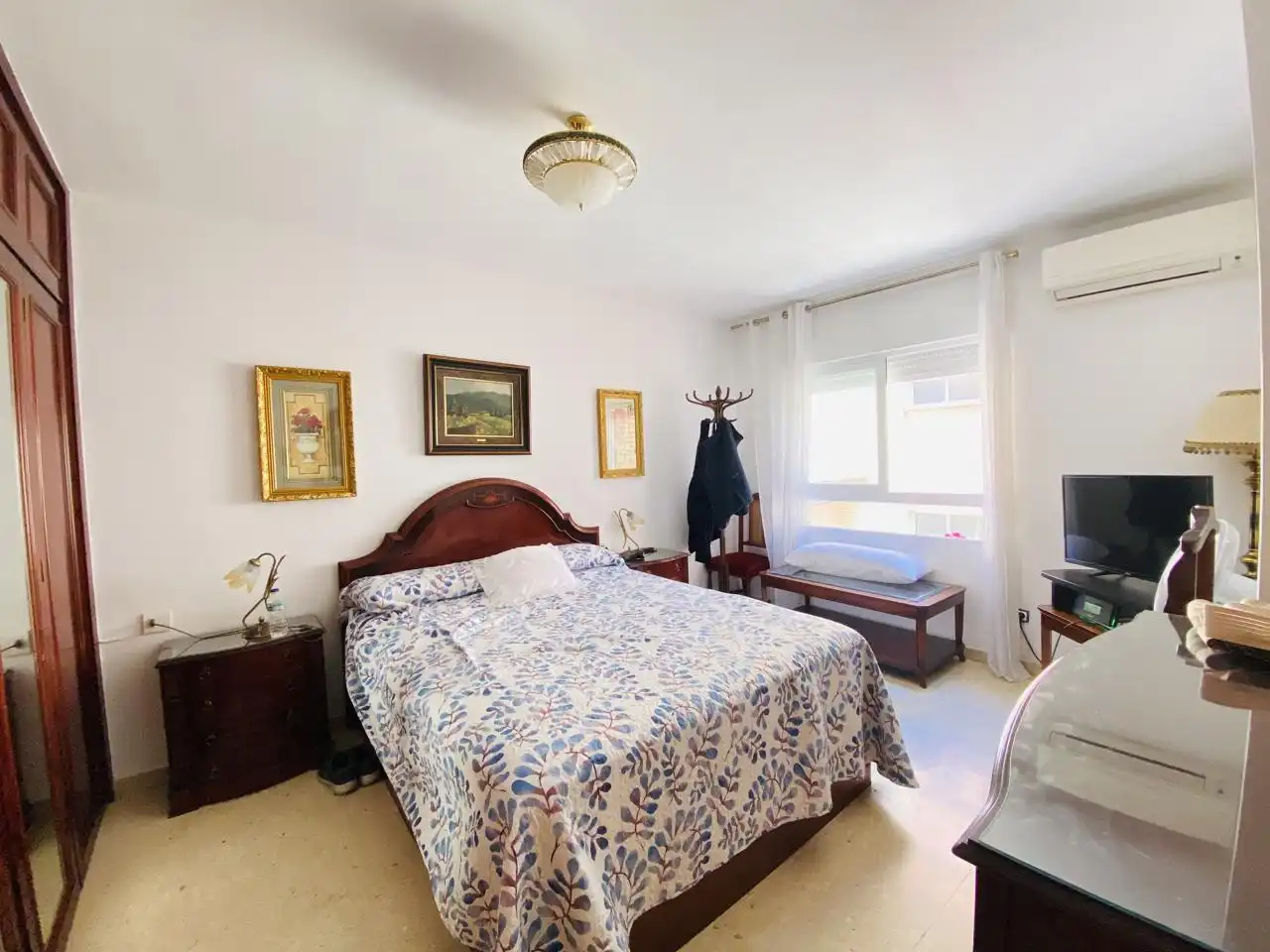 Bedroom of Flat for rent in Granada  with Air Conditioner