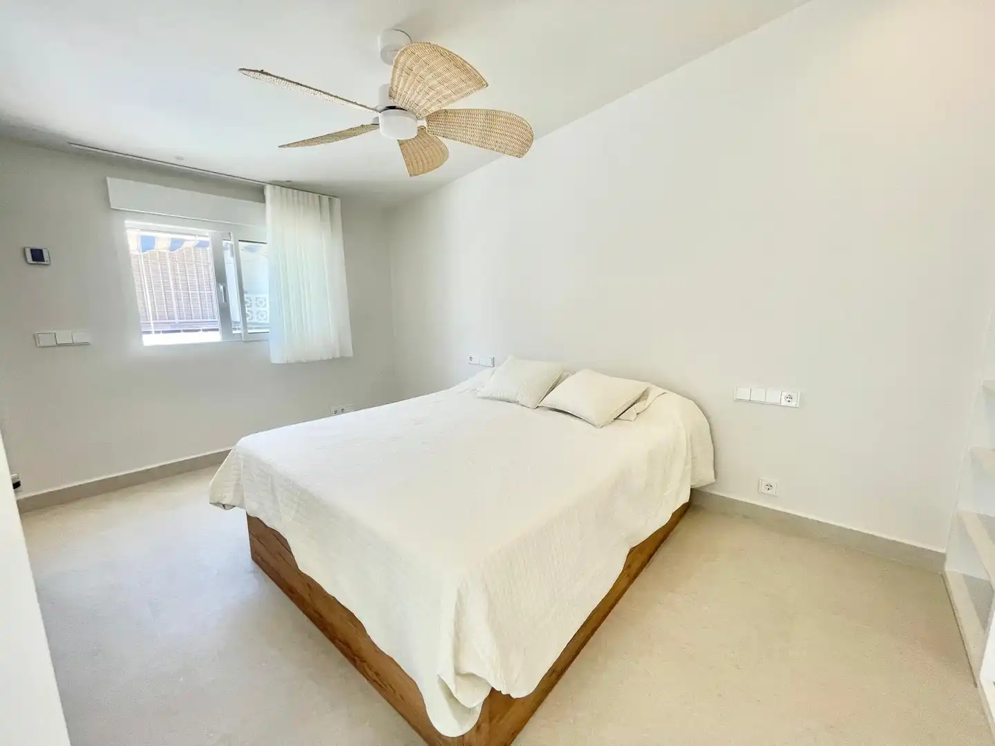 Dormitori de Casa o xalet de lloguer en Orihuela amb Aire condicionat, Calefacció i Parquet