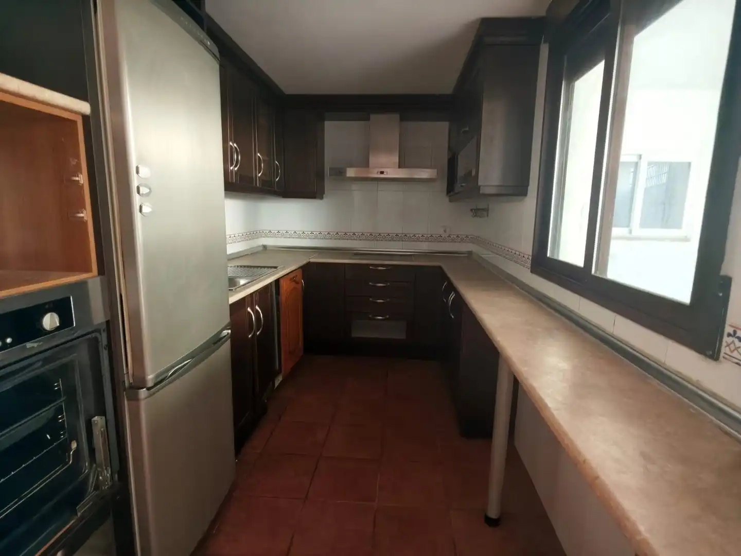 Küche von Wohnung zum Verkauf in La Zubia mit Abstellraum und Balkon
