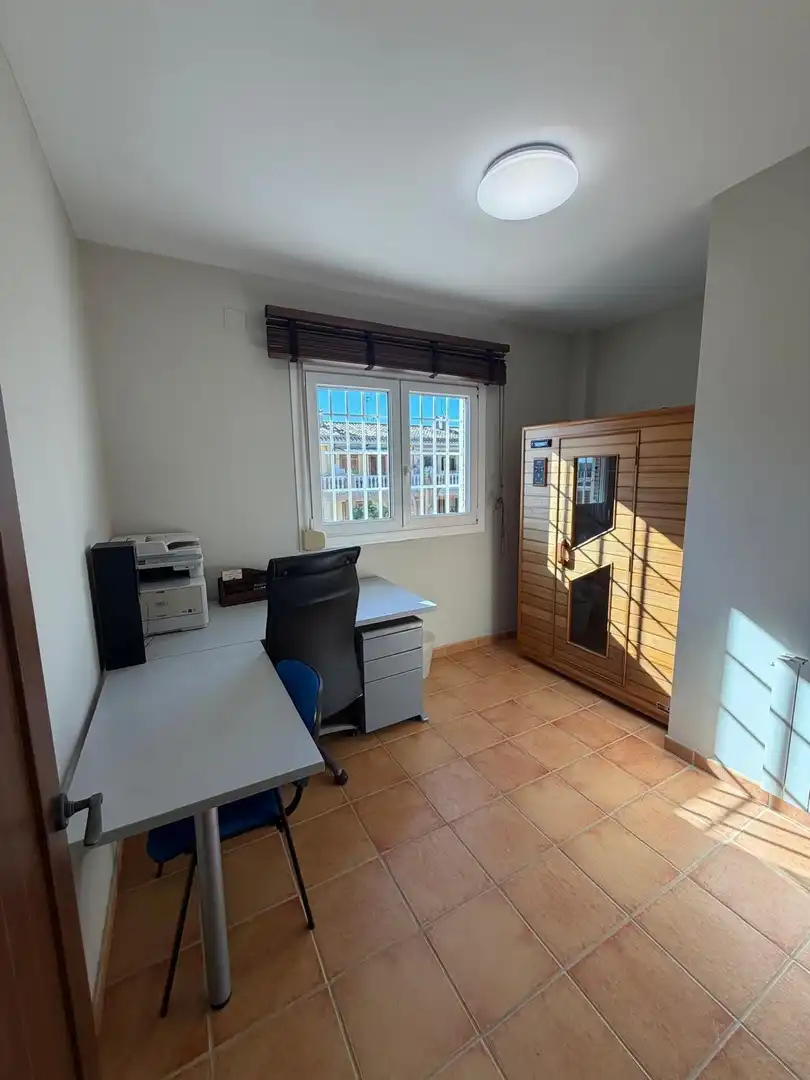 Detached homes for sale in Avenida PESCADORS, Playas de Puçol