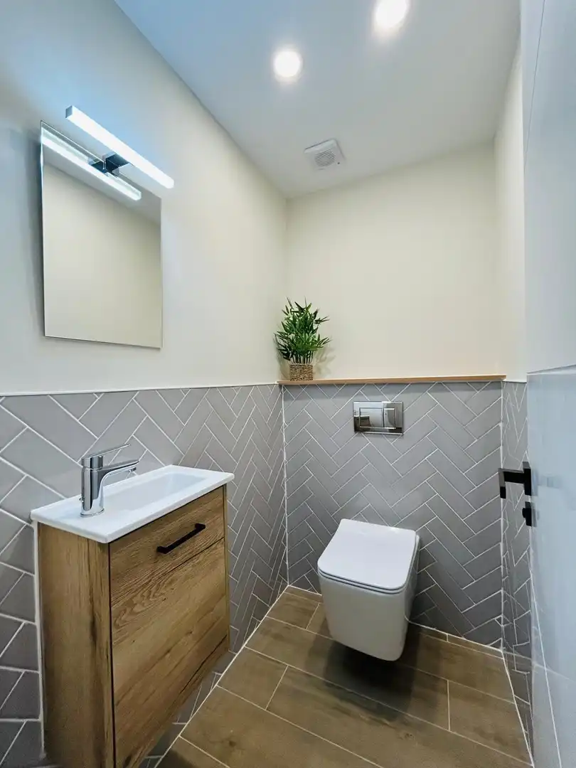 Bany de Apartament en venda en Valencia amb Aire condicionat i Terrassa