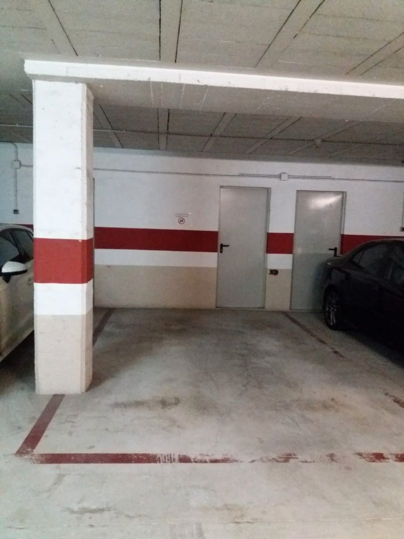 Parkplatz von Abstellraum miete in Esparreguera