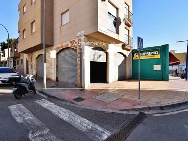 Local comercial de lloguer a CARRETERA NIJAR - ALQUIÁN