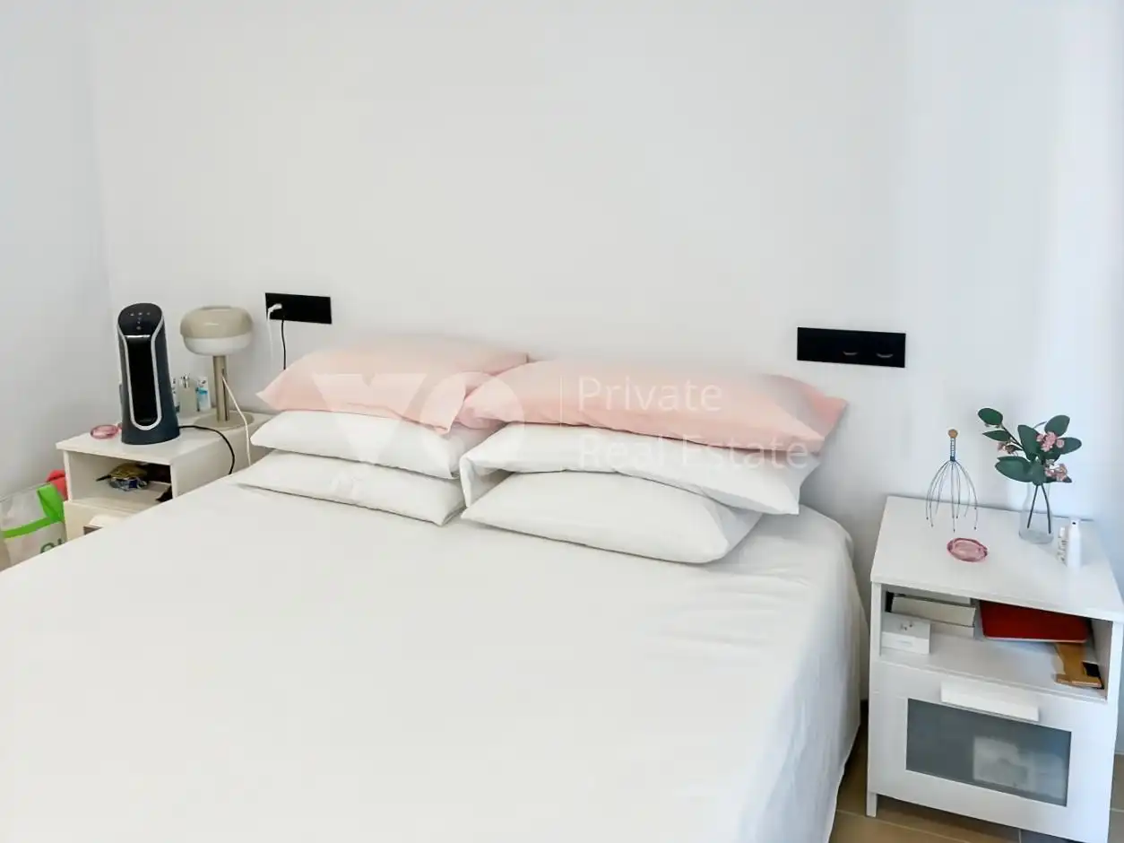 Bedroom of Flat for sale in Casco Antiguo