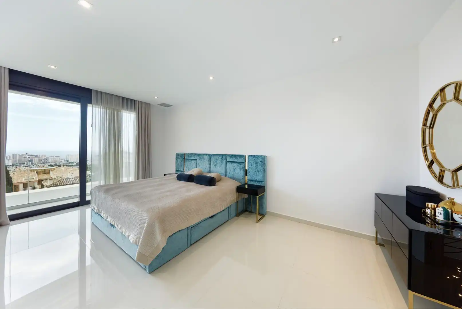 Villa avec piscine à vendre à Golf Bahía, imagen 9