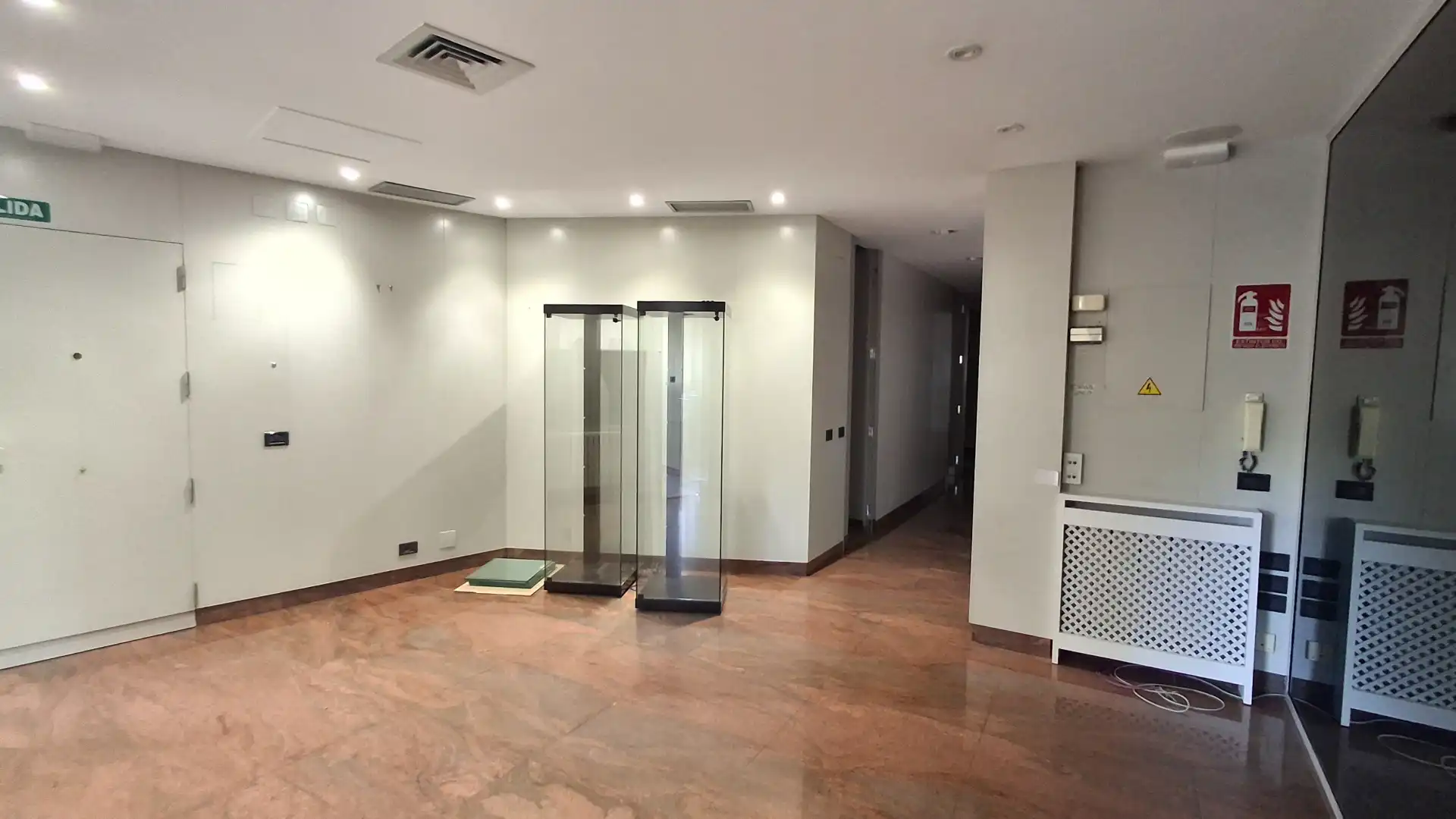 Büro mit Aufzug zur Miete in Calle General Vara de Rey, imagen 2