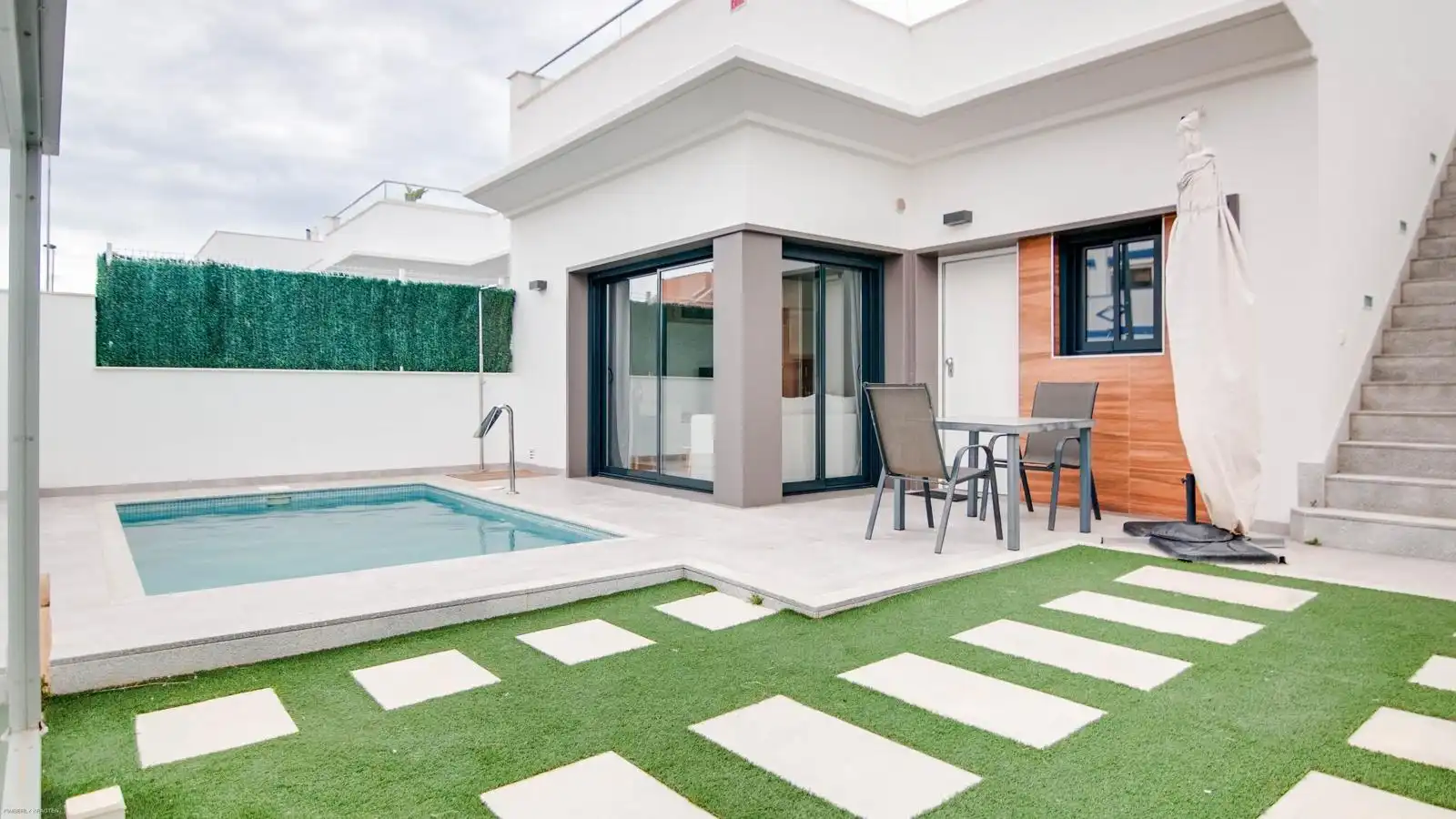Terrassa de Casa o xalet en venda en San Javier amb Aire condicionat, Calefacció i Jardí privat