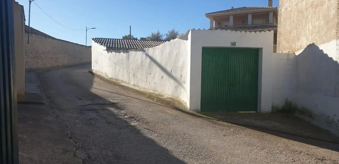 Exterior view of Houses for sale in Saelices  with Heating and Furnished