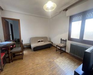 Sala d'estar de Apartament de lloguer en  Toledo Capital