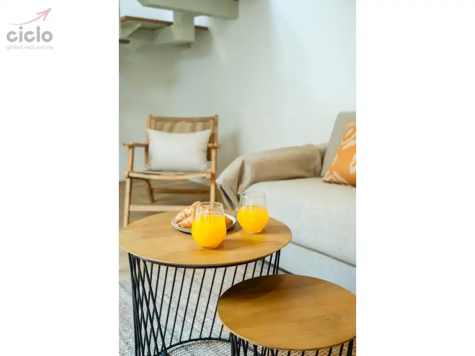 Living room of Flat for sale in Sevilla  with Terrace, Swimming Pool and Furnished