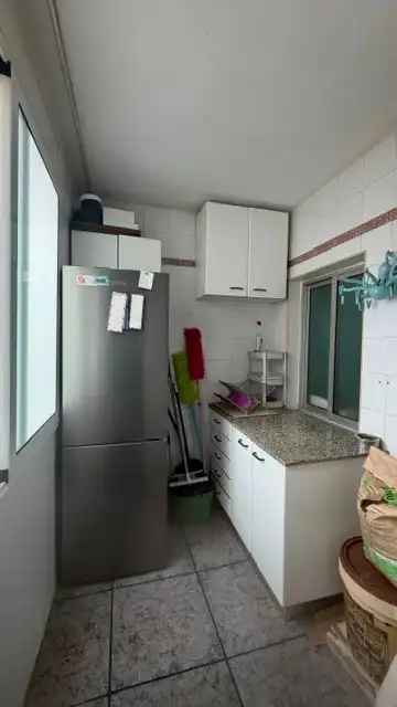 Cocina de Piso en venta en Sant Feliu de Llobregat con Calefacción y Parquet