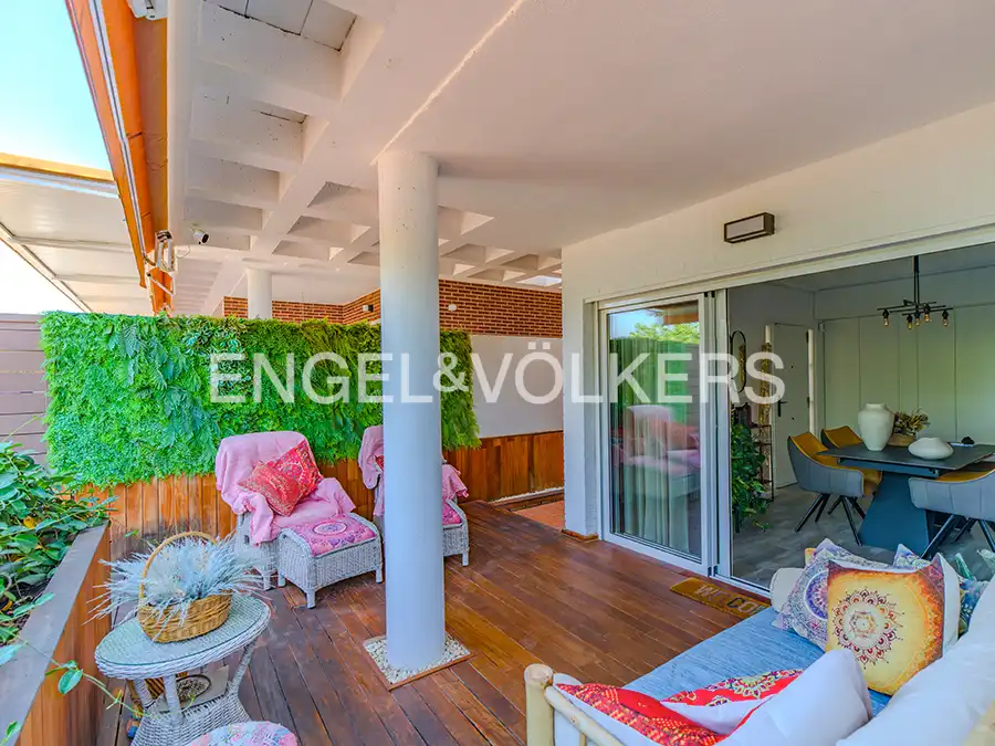 Casa bifamiliare con balcone in vendita a Carrer Pintor el Greco 8, imagen 12