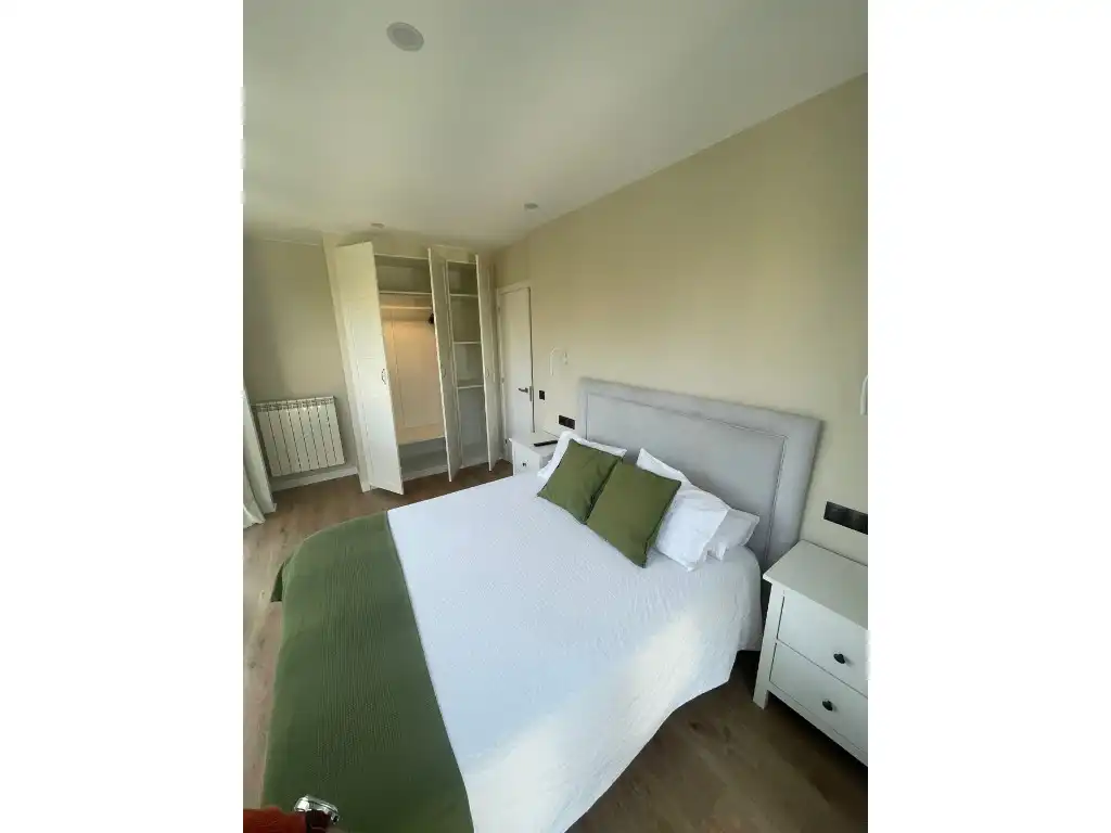 Bedroom of Apartments for sale in Salinas